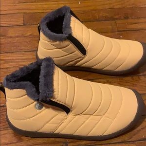 Comfy men’s boots